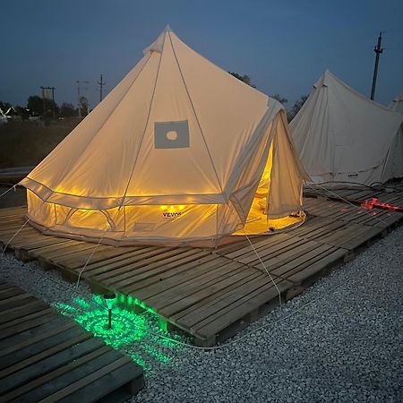 מלון קורבו Meme Glamping מראה חיצוני תמונה
