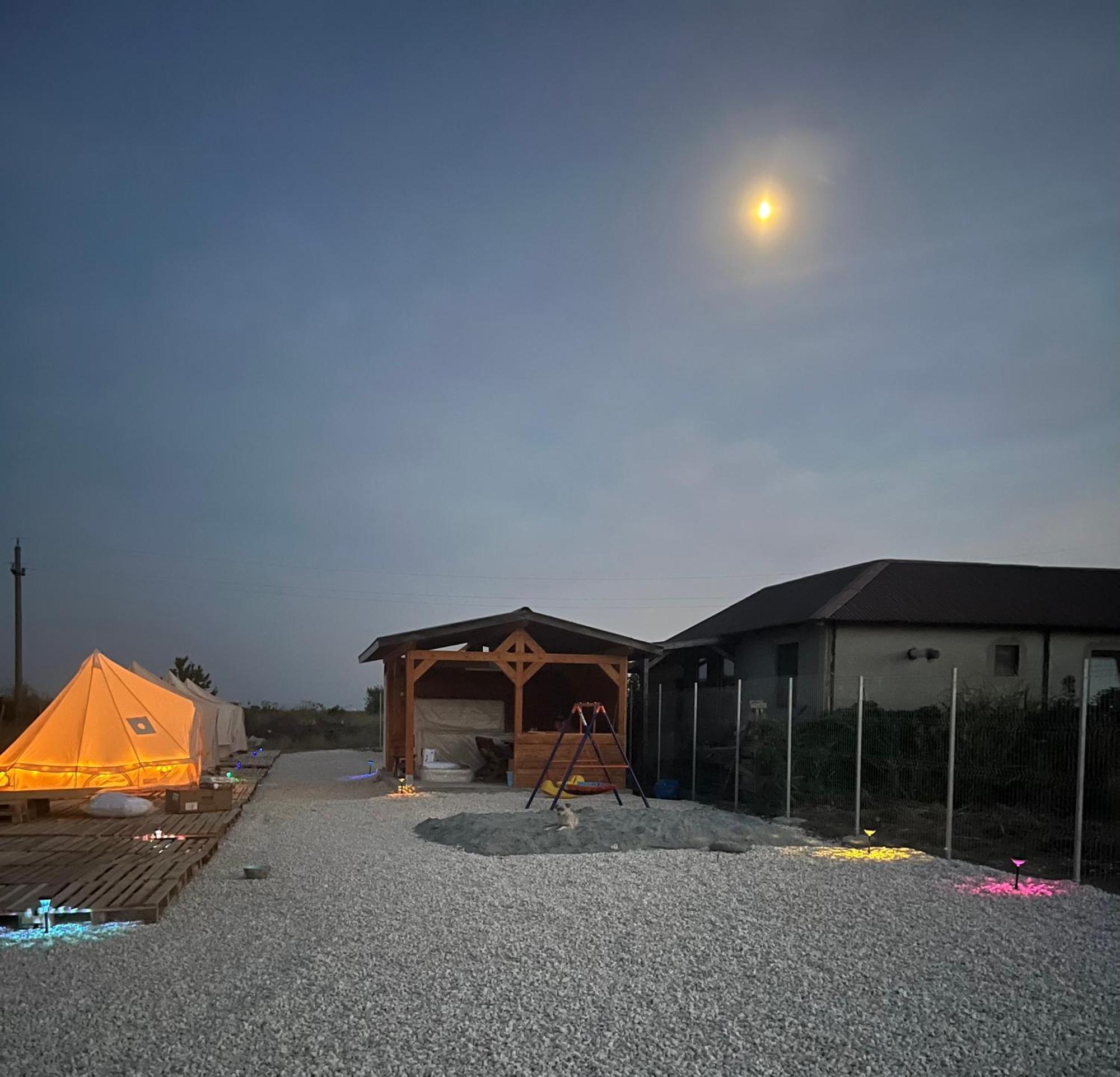 מלון קורבו Meme Glamping מראה חיצוני תמונה