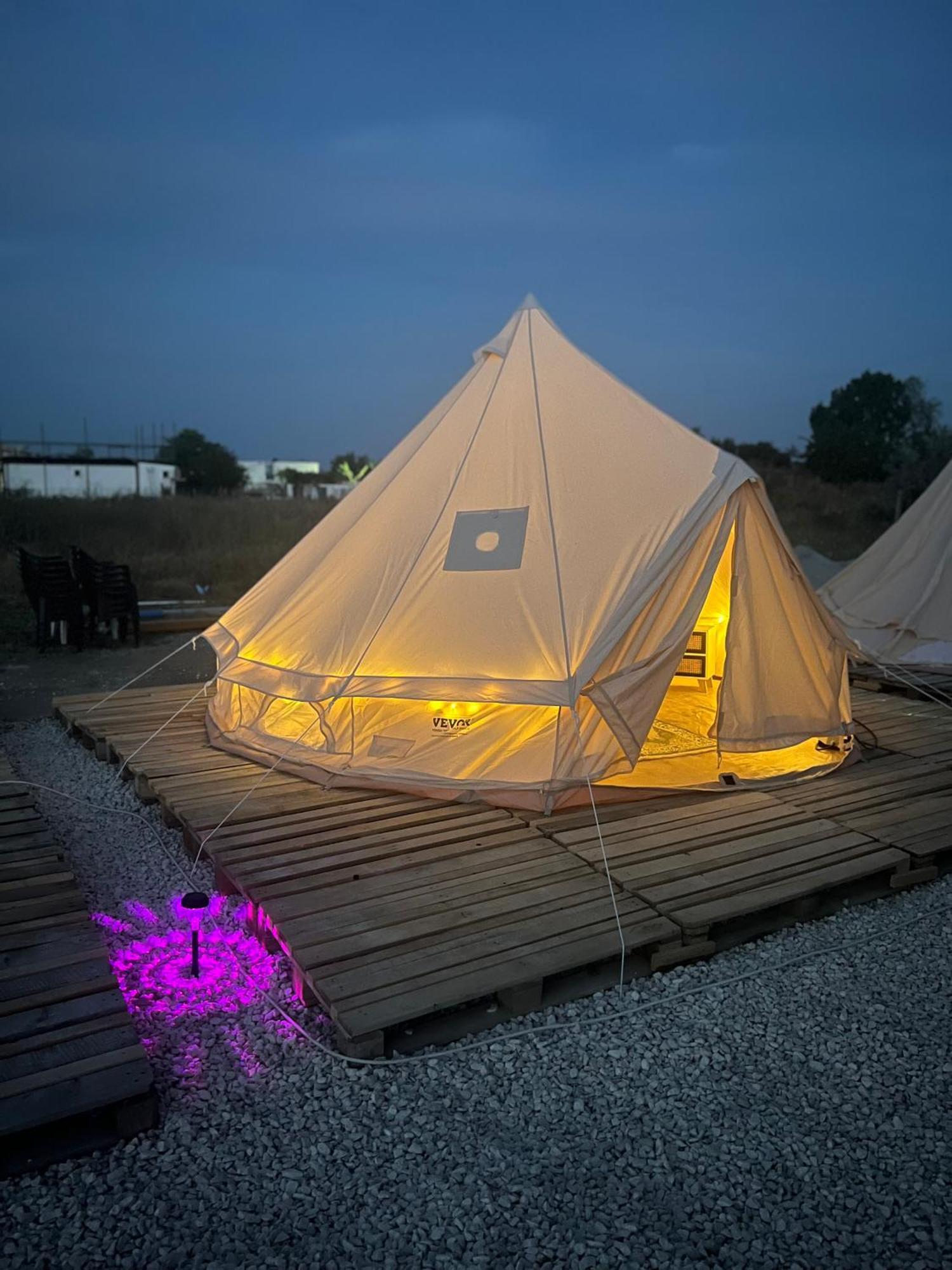 מלון קורבו Meme Glamping חדר תמונה