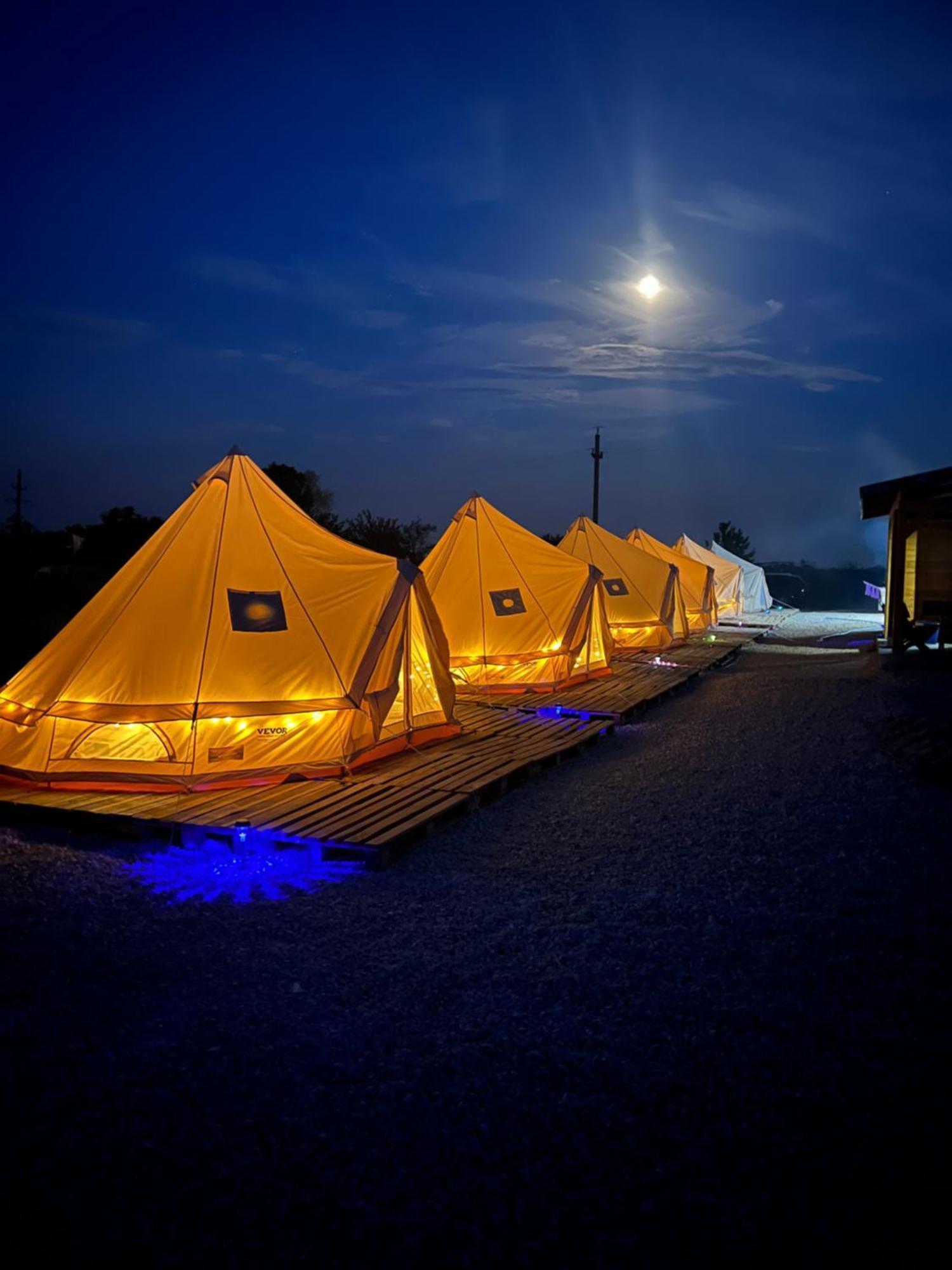 מלון קורבו Meme Glamping מראה חיצוני תמונה